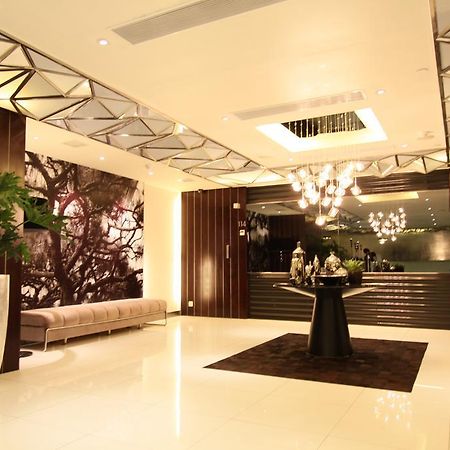 Hong Kong King'S Hotel Exterior photo
