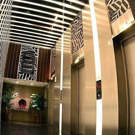 Hong Kong King'S Hotel Exterior photo
