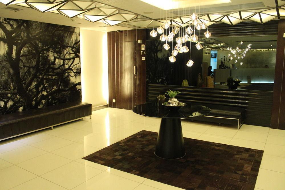 Hong Kong King'S Hotel Exterior photo
